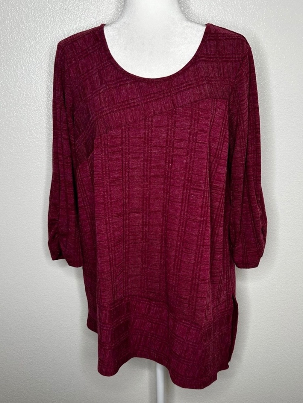 New Avenue Womens Burgundy Long Sleeve Tunic Top Asymmetrical Hem Size 14/16 NWT
